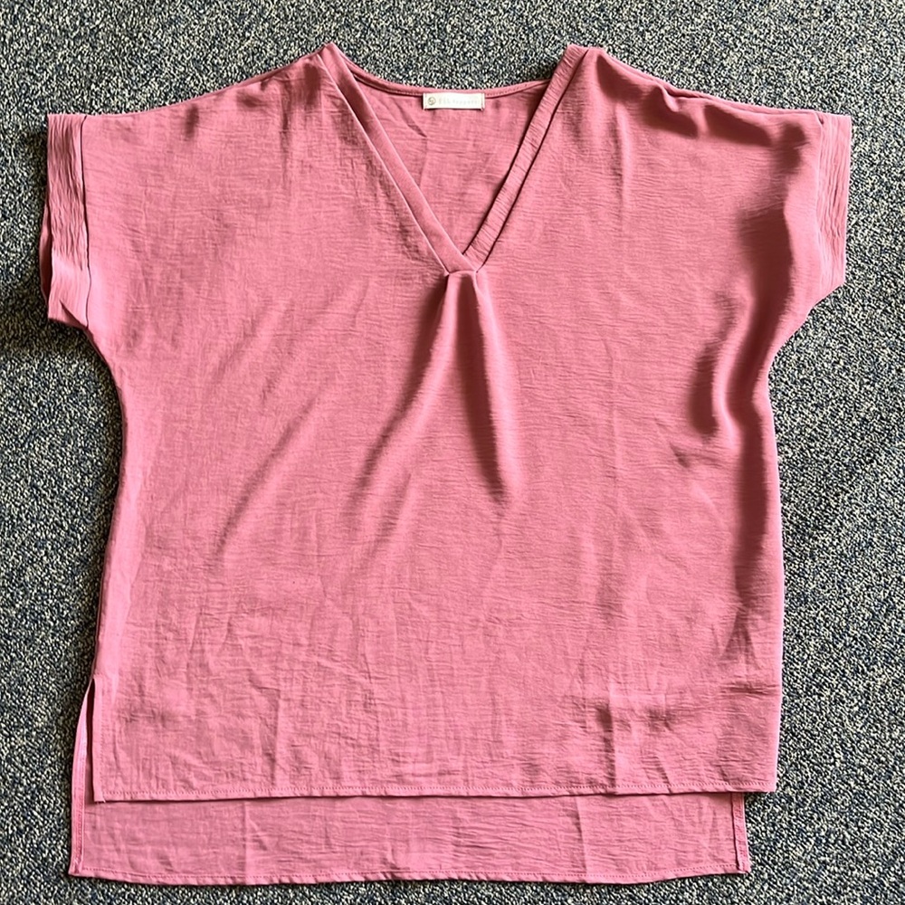 Oversized very cute and comfy short sleeved blouse